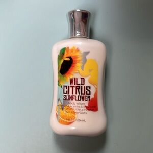 Bath & Body - body lotion